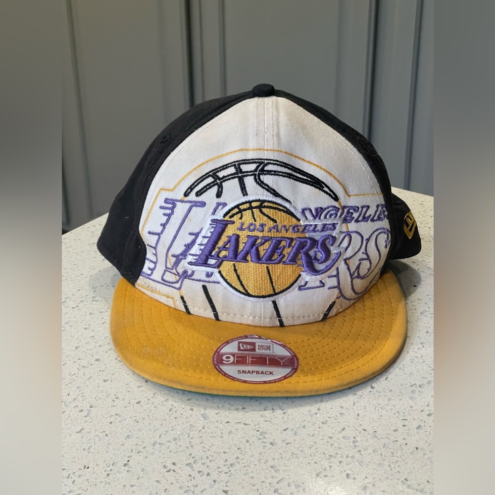 Nwt new era la lakers hat